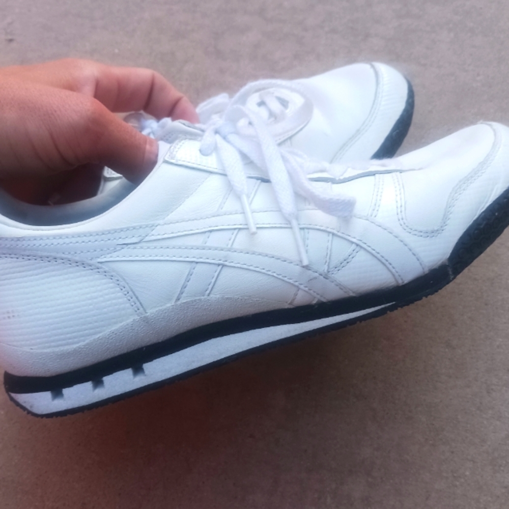 RARE ASICS Onitsuka Tiger sz. 8.5